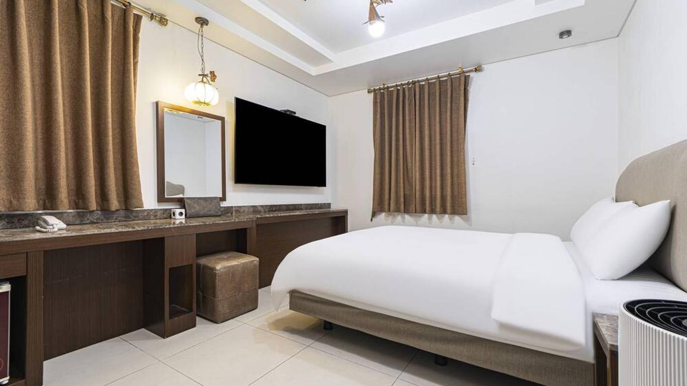 Yeongdeungpo Ciel Tourist Hotel