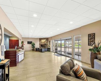 Quality Inn Columbus, Ne - Columbus - Lobby