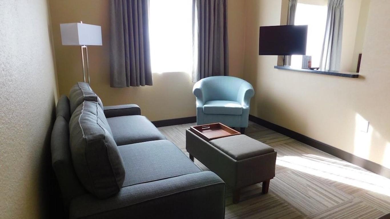 Island Suites
