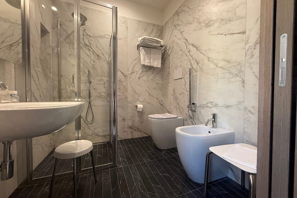 Hotel Maiuri - Pompeya - Baño