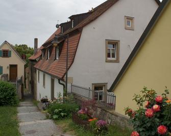Ferienwohnung An der Stadtmauer - Dettelbach - Gebäude