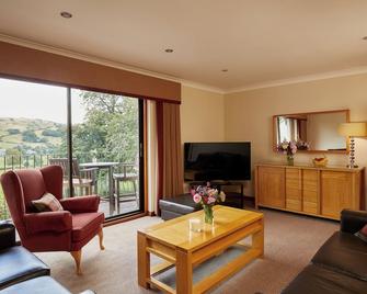 Macdonald Plas Talgarth Resort - Pennal - Living room