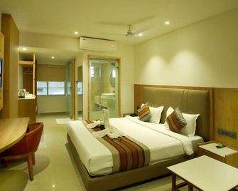 Hotel Surya - Jabalpur - Slaapkamer