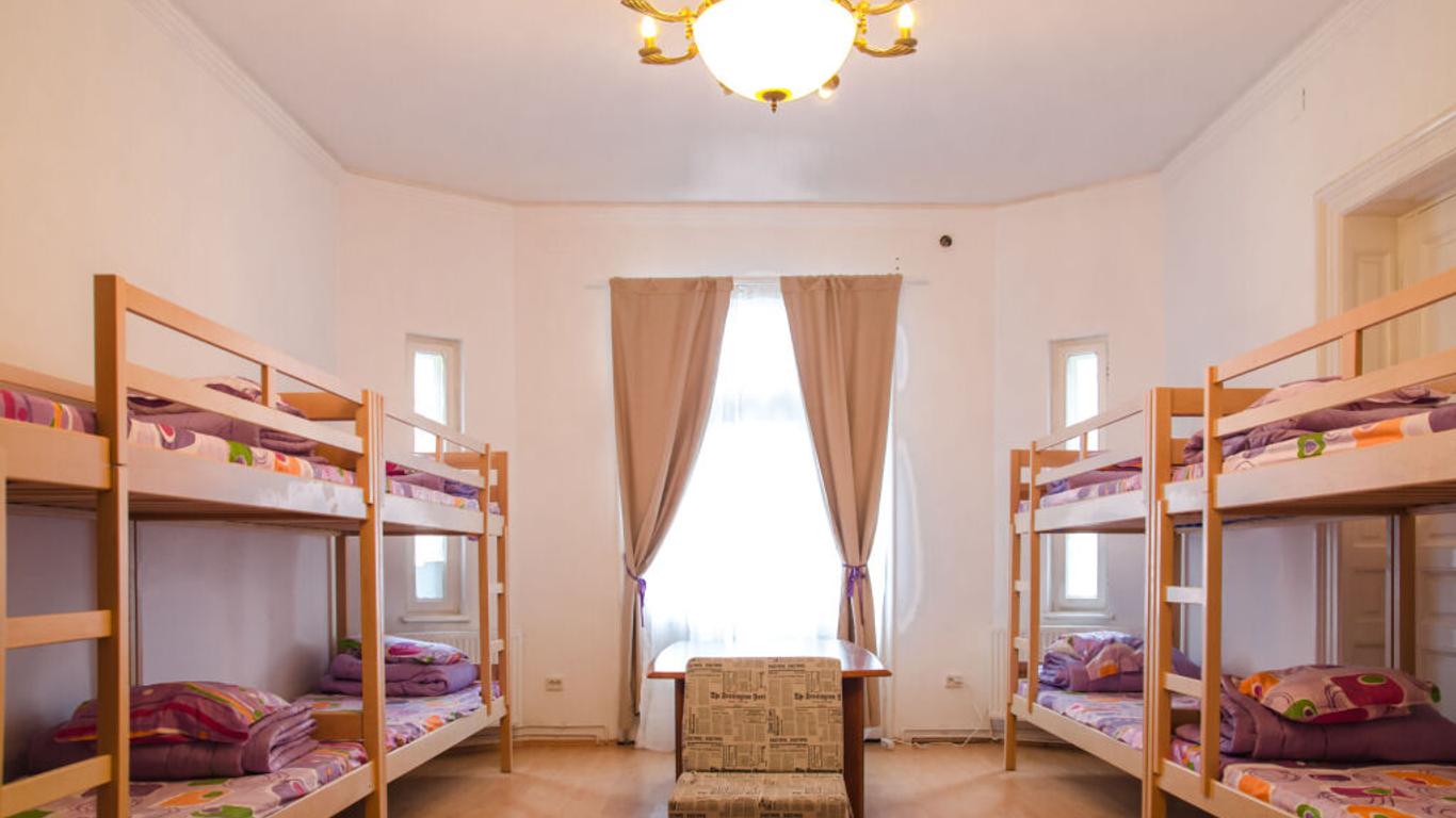Little Bucharest - Old Town Hostel