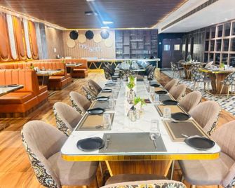 Hotel Mira Siwan - Siwan - Restaurant