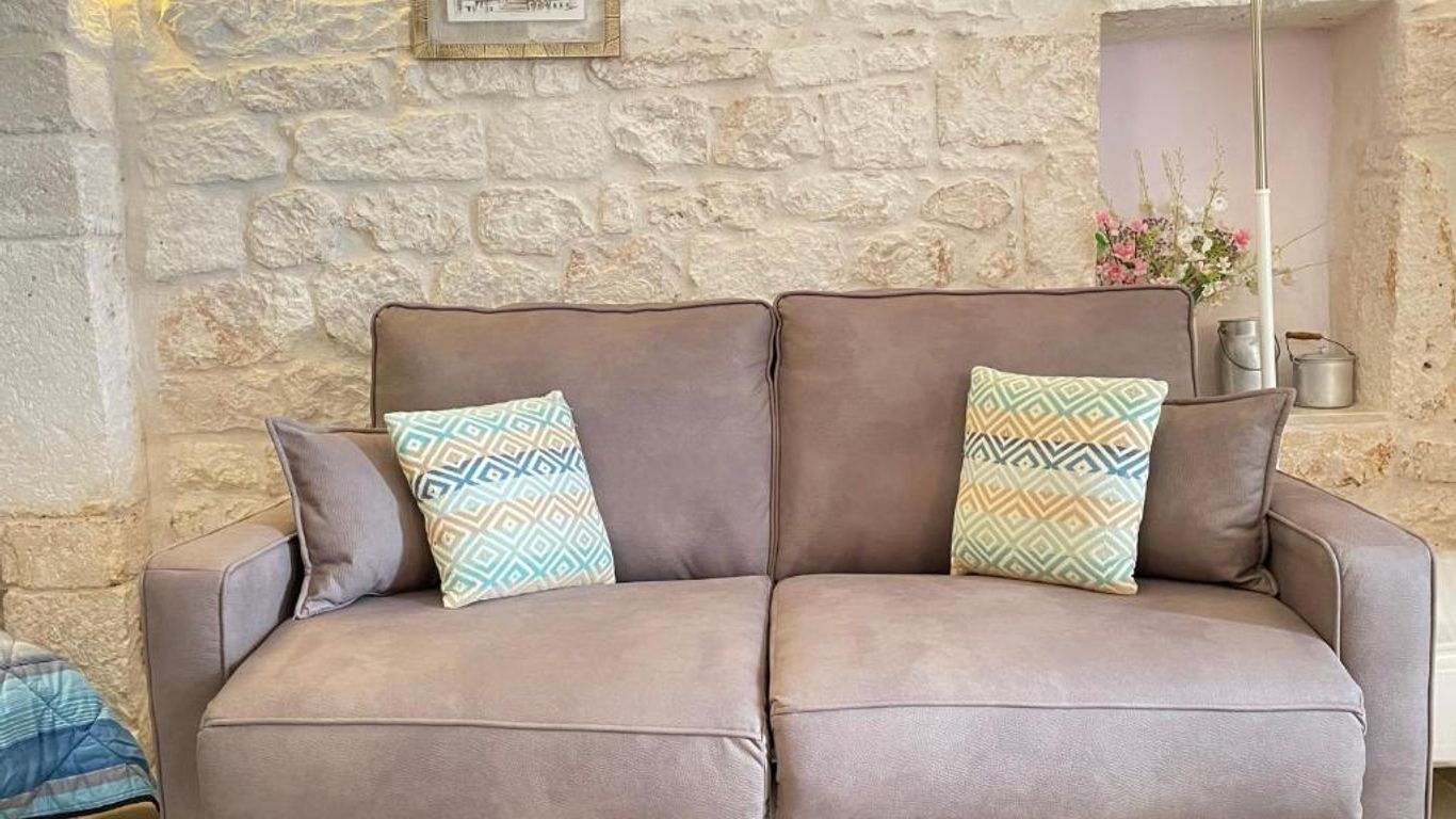 Lovely Stone House in Ostuni