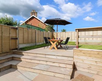 Green Cottage - Rhayader - Binnenhof