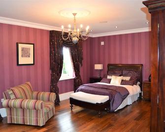 Location, Location, Location!! Beautiful detached property in Malahide - Malahide - Bedroom