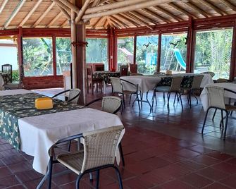 Hotel El Gran Chaparral - Calarcá - Ресторан