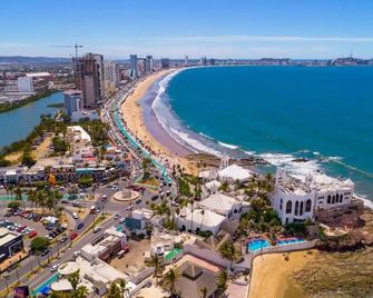 The Palms Resort of Mazatlan - Mazatlán