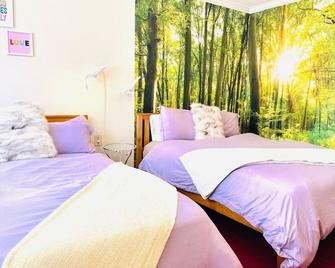 Lotus Family Suite w 2 Beds Kitchenette 4 - Shandaken - Habitación