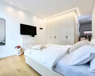 Lake Modern Suites - Free Parking - Lugano - Quarto