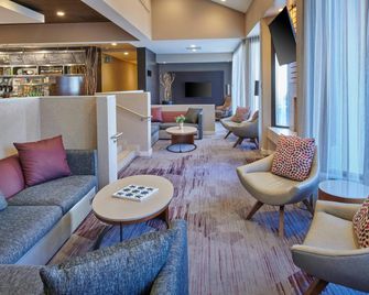 Courtyard by Marriott Detroit Warren - וורן - לובי