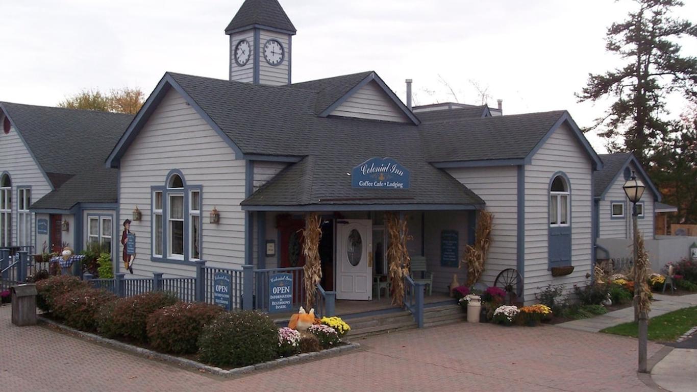 Colonial Inn
