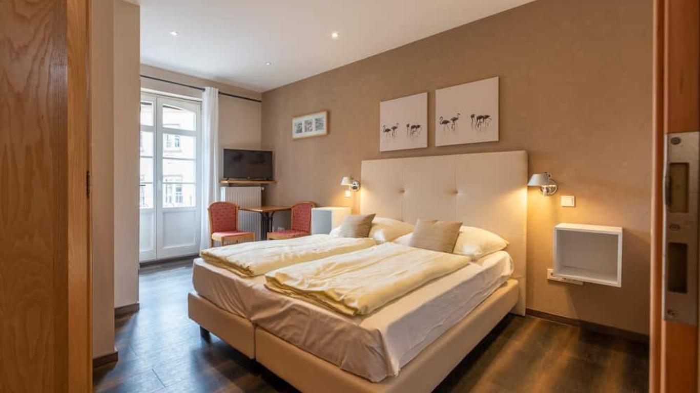 Hôtel - Restaurant Victor Hugo