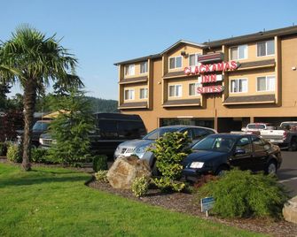 Clackamas Inn & Suites - Clackamas - Edificio