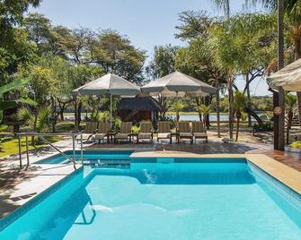 Hakusembe River Camping2Go - Rundu - Piscina
