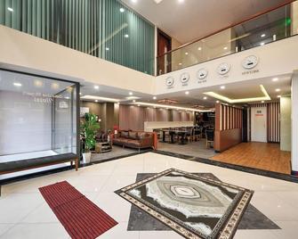 Sunshine Airport Hotel - Ho Chi Minh City - Lobby