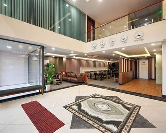 سن شاين إيربورت هوتل - هوتشي مين سيتي - ردهة