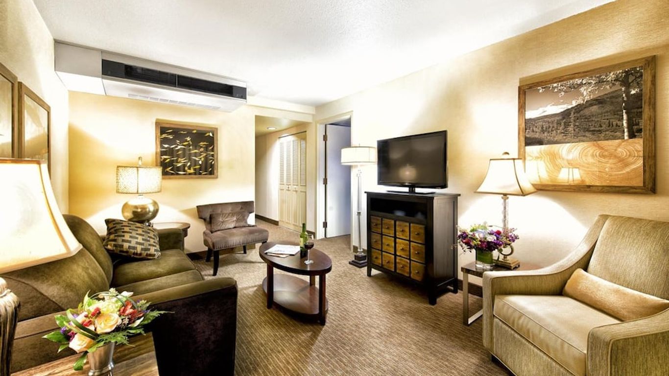 韋斯特馬克費爾班克斯酒店及會議中心