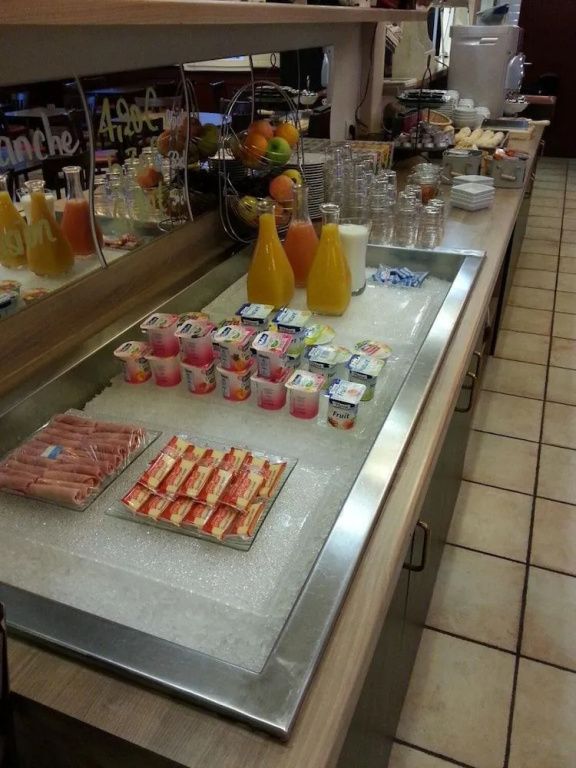 Contact Hotel Fontenay Le Comte - Fontenay-le-Comte - Buffet