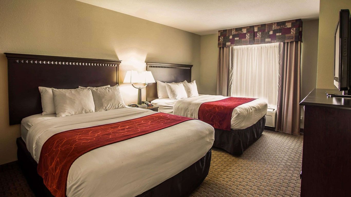 Comfort Suites Bloomington I-55 and I-74