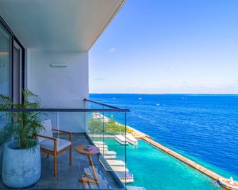 بارسيلو ناساندهورا مالي - مال - شرفة