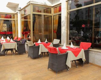 New Farah Hotel - Agadir - Εστιατόριο