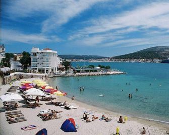 Pasifik Hotel - Τσεσμέ - Παραλία