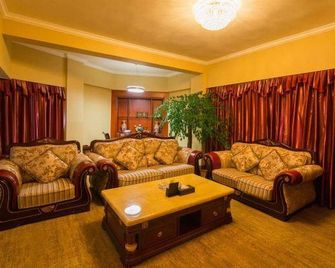 Cangshan Hotel - Dali - Obývací pokoj