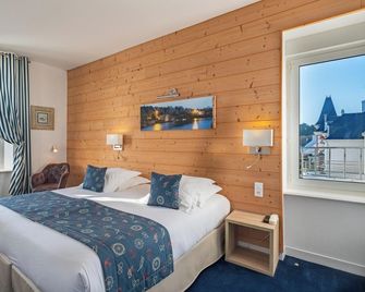 Logis Hotel Restaurant De La Plage - Audierne