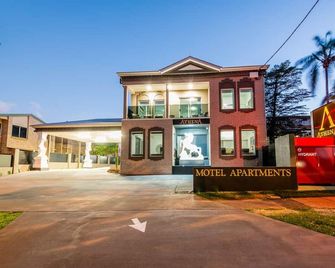 Athena Motel Apartments - Toowoomba - Building
