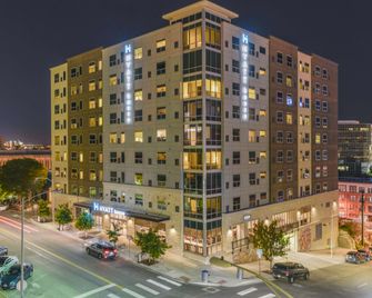 Hyatt House Austin/Downtown - Austin - Building