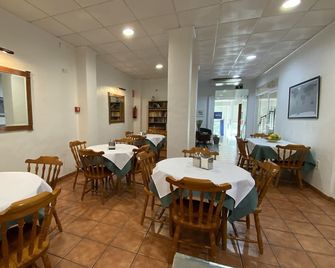 Hostal Pensimar - L'Altet - Restaurant