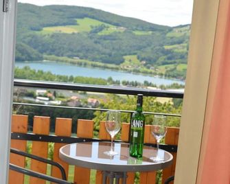 Gästehaus Ungertoni - Double room with lake view - Hofkirchen bei Hartberg - Balcón