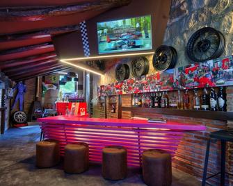 Costa Esmeralda Suites - Suances - Bar