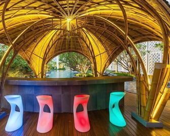 Hua Chang Heritage Hotel - Bangkok - Bar