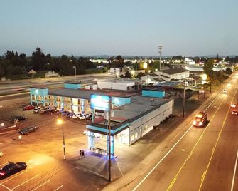 Holiday Lodge - Salem,or - Salem