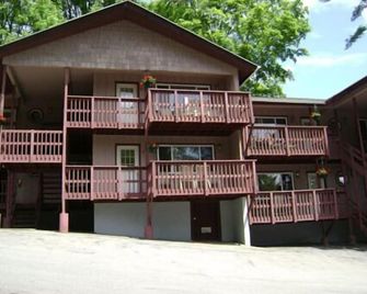 بولديرز ريزورت - لاكي جورج - مبنى