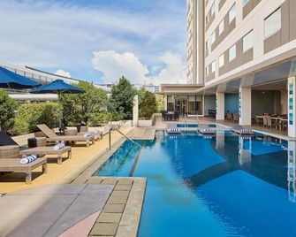Park Inn By Radisson Davao - דבאו - בריכה