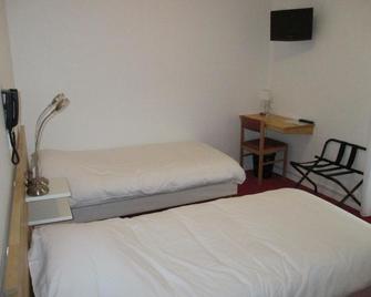 Hôtel Chez Pierre d'Agos - Argeles-Gazost - Habitación