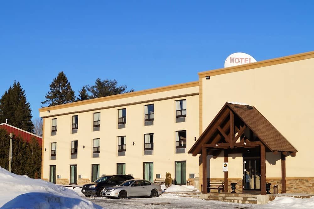 red maple inn and suites - Huntsville - Gebouw