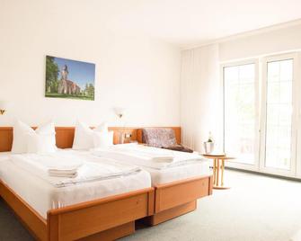 Hotel Am Meilenstein - Genthin - Bedroom