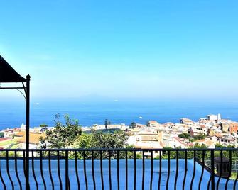 Villa Mundis Relais - Massa Lubrense - Balcony