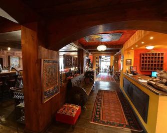 Hotel Punta Maquignaz - Breuil-Cervinia - Bar