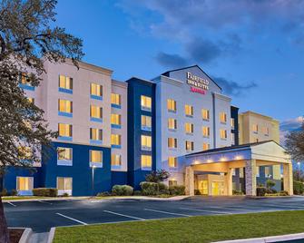 Fairfield Inn & Suites by Marriott San Antonio NE/Schertz - Schertz - Building