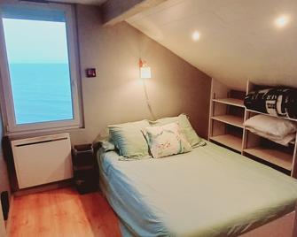 Bellerive, pieds dans l'eau lac & montagnes - Publier - Chambre