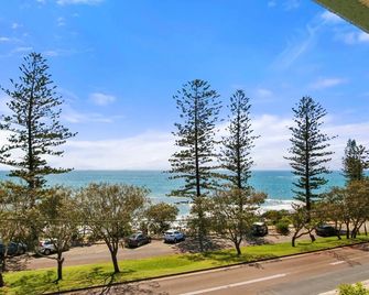 Seapoint Unit 14 32 Victoria Tce Kings Beach - Caloundra - Außenansicht