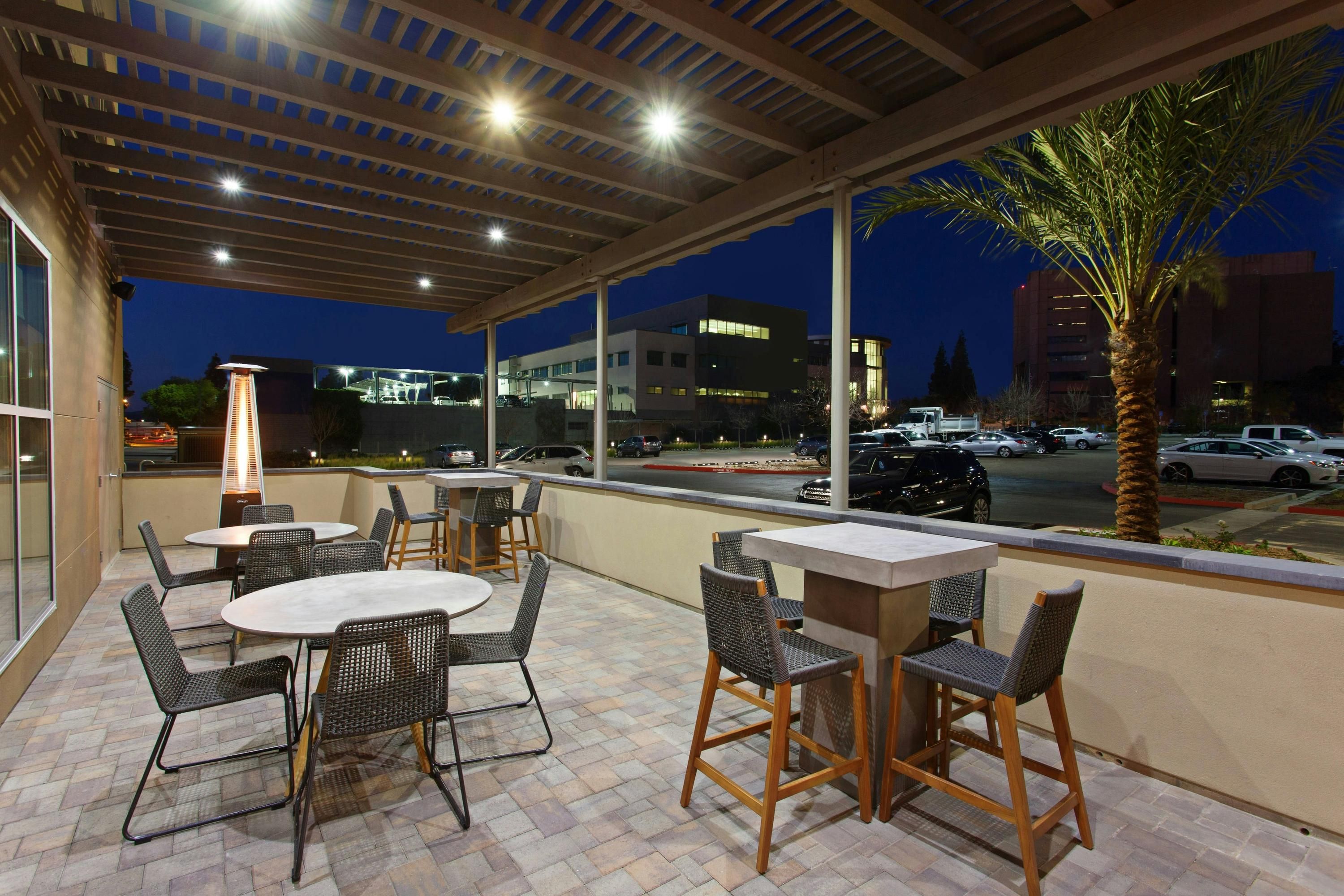 Courtyard by Marriott San Diego El Cajon thumbnail 2