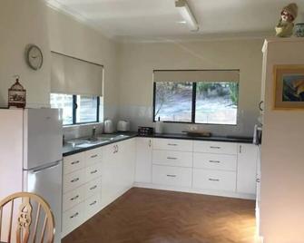 Home on Home - Albany - Kitchen